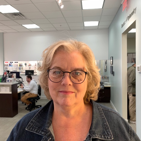 Meet your Posher, Rita - Picture 1 of 1